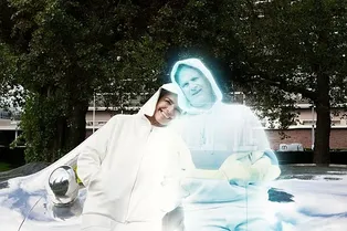 Эта артистка выйдет замуж за голограмму! Вот как устроен брак с искусственным интеллектом Эта артистка выйдет замуж за голограмму! Вот как устроен брак с искусственным интеллектом