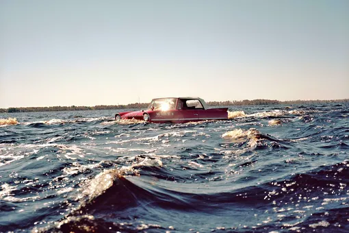 Непотопляемая амфибия: почему плавающий кабриолет Amphicar до сих пор вызывает интерес