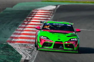 На подмосковной трассе Moscow Raceway состоялось открытие нового сезона Российской серии кольцевых гонок На подмосковной трассе Moscow Raceway состоялось открытие нового сезона Российской серии кольцевых гонок
