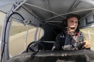 Блогер, разбивший самолет ради просмотров, может сесть на 20 лет в тюрьму Блогер, разбивший самолет ради просмотров, может сесть на 20 лет в тюрьму