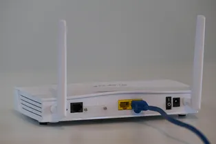 Держите свой Wi-Fi-роутер подальше от этих вещей — они блокируют сигнал Держите свой Wi-Fi-роутер подальше от этих вещей — они блокируют сигнал