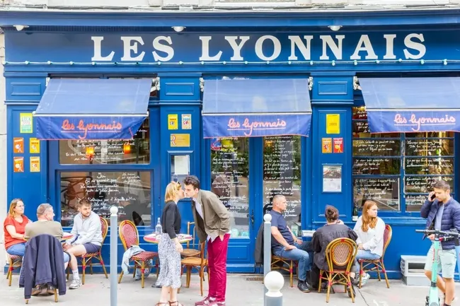 В одном городе Франции хотят «запретить нытье и грубость» на 7 дней