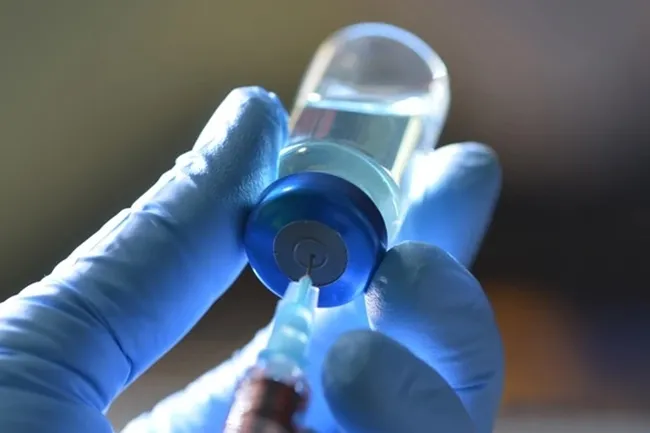 Вакцина против аллергии защитила мышей на целый год