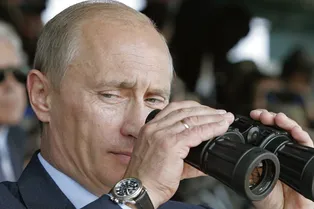 Путину пообещали внедрить «Государево око» Путину пообещали внедрить «Государево око»