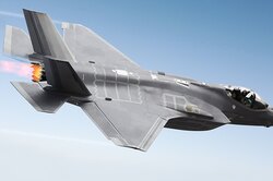 Вот почему истребители F-35 так боялись лететь через Атлантику