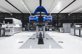Как собирают гиперкар Bugatti Chiron Как собирают гиперкар Bugatti Chiron