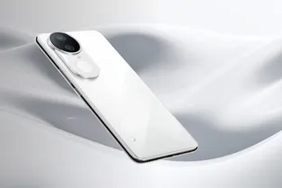 Анонс vivo T4R: недорогой смартфон с режимом подводной съемки