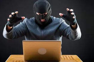 Медведев объяснил смысл «суверенного интернета»