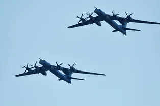 МиГ-31 проводили «Медведей» над Аляской: видео МиГ-31 проводили «Медведей» над Аляской: видео
