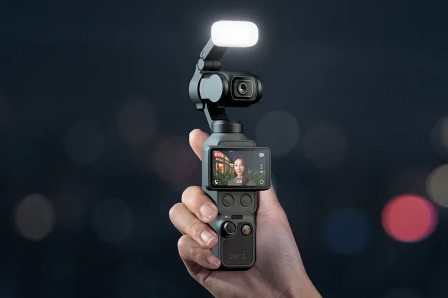 Лучшая камера для видеоблогинга: обзор DJI Osmo Pocket 4