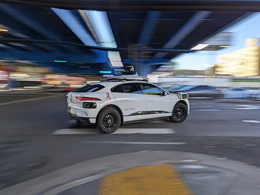 waymo robotaxi