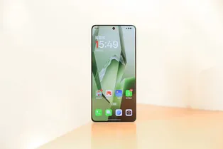 OnePlus Ace 5 получит удивительно тонкие рамки: раскрыт дизайн смартфона
