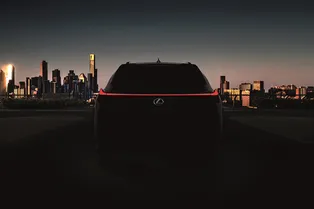 Младший кроссовер Lexus покажут в марте