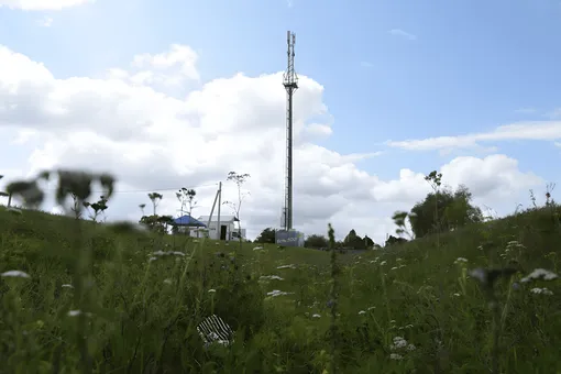 Вышка мобильной связи Вышка мобильной связи