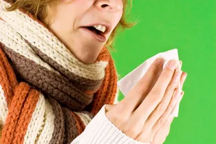 Женщина чихнула – и обнаружила личинок овода: редкий медицинский случай из Греции