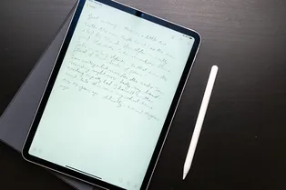 Apple Pencil мешает пользоваться автомобилем