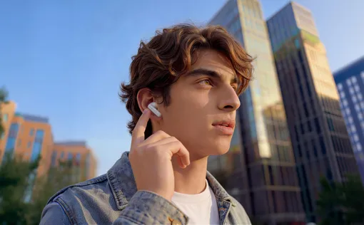 Недорогие наушники с активным шумоподавлением