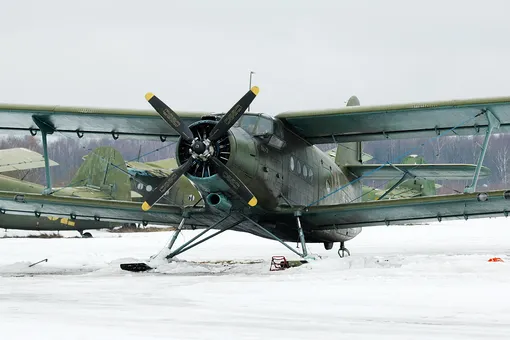 an-2 with ski chassis an-2 with ski chassis