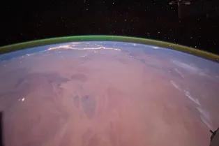 Фото для лайков! NASA показало невероятные снимки горизонта на Марсе