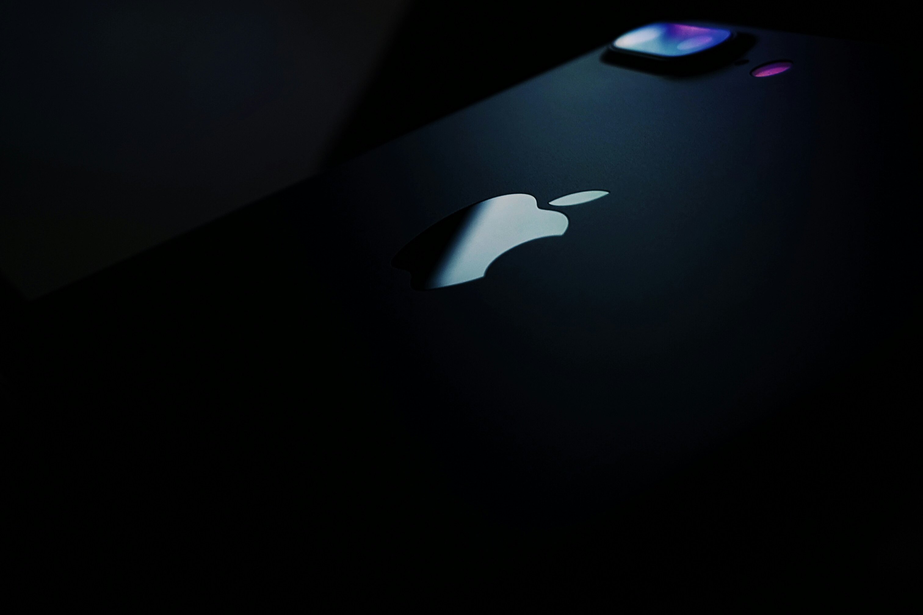 Аналитик Муртазин рассказал о планах Apple выпустить складной iPhone