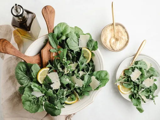 зеленый салат