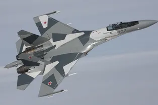 Су-27 превратят в летающих разведчиков Су-27 превратят в летающих разведчиков