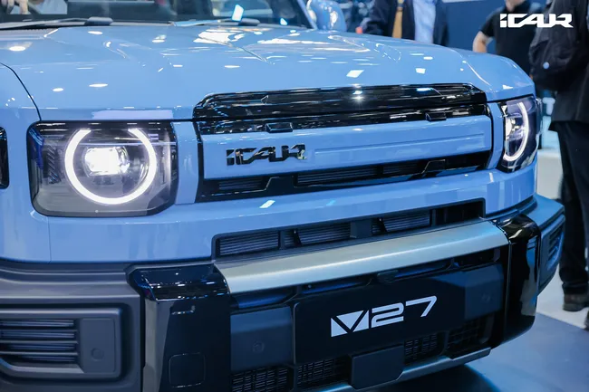 Кроссбэк ROBOX и праворульный кроссовер V27: новинки бренда iCAUR на Пекинском автосалоне