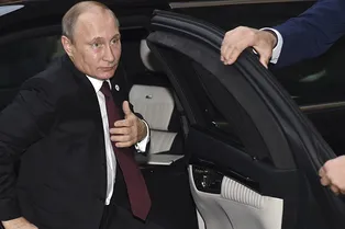 Путин оценил российский лимузин