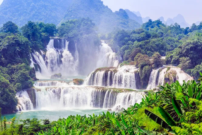 Какой из перечисленных водопадов является самым высоким в мире?