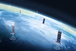 SpaceX уничтожит 100 собственных спутников и призывает других операторов орбиты поступить так же
