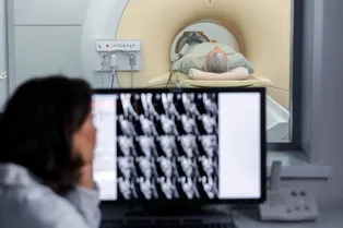 Ученые обнаружили механизм, позволяющий раку поджелудочной железы распространяться по нервам