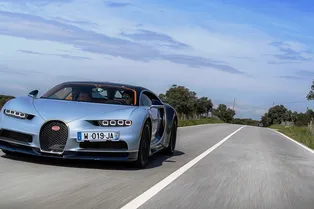 Бешеный разгон Bugatti Chiron до 400 км/ч Бешеный разгон Bugatti Chiron до 400 км/ч