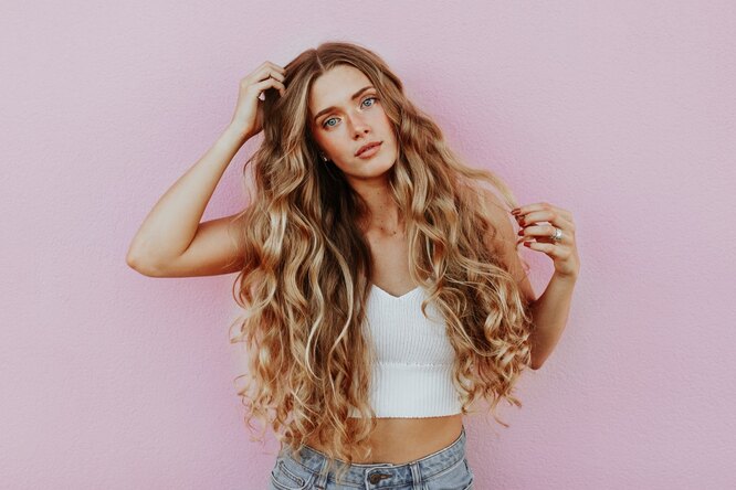 Как часто нужно мыть голову: совет врача может вас удивить