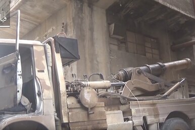 Архаичная война: зачем сирийским боевикам пороховая пушка 19 века
