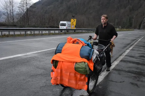 Карл Бушби на финишной прямой