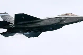 Пентагон засомневался в истребителе F-35 Пентагон засомневался в истребителе F-35