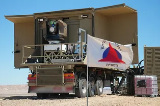 Испытания лазерного оружия: как израильский «Железный луч» поражает сразу несколько целей