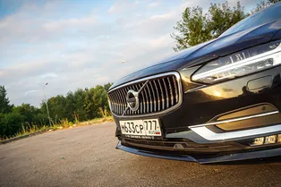 Благородная скромность: тест Volvo S90 Благородная скромность: тест Volvo S90