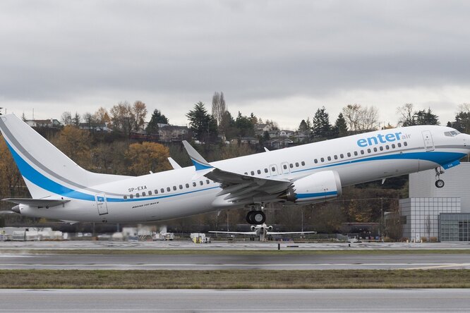 Boeing переименовал скандальный 737 MAX Boeing переименовал скандальный 737 MAX