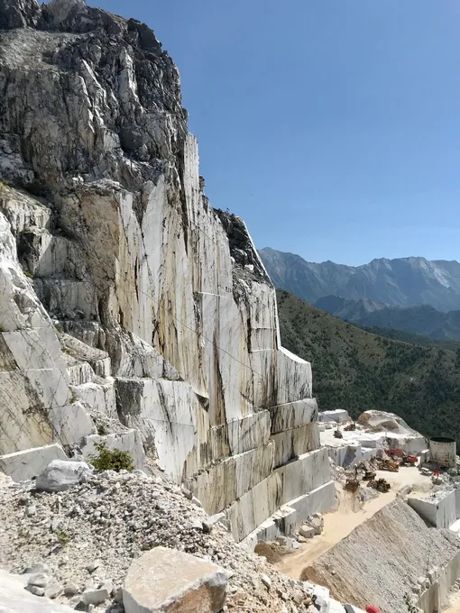 Карьер каррарского мрамора, Италия