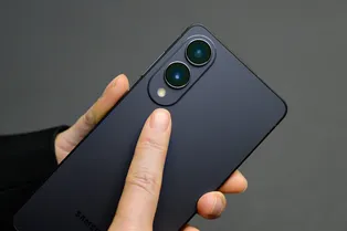 Samsung откажется от Galaxy S26 Plus: ему на смену придет тонкий Galaxy S26 Edge