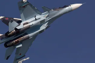 Су-27 и Су-30 сразились на сверхзвуке: видео Су-27 и Су-30 сразились на сверхзвуке: видео