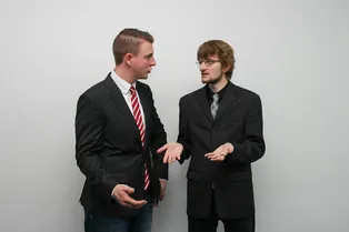 Вы не можете скрыть свою неуверенность из-за языка тела! Вот что нужно знать