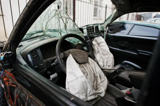 машина после аварии