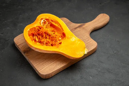 Из тыквы можно приготовить что угодно, но больше всего пользы от нее... в сыром виде! Сырая тыква: польза и вред