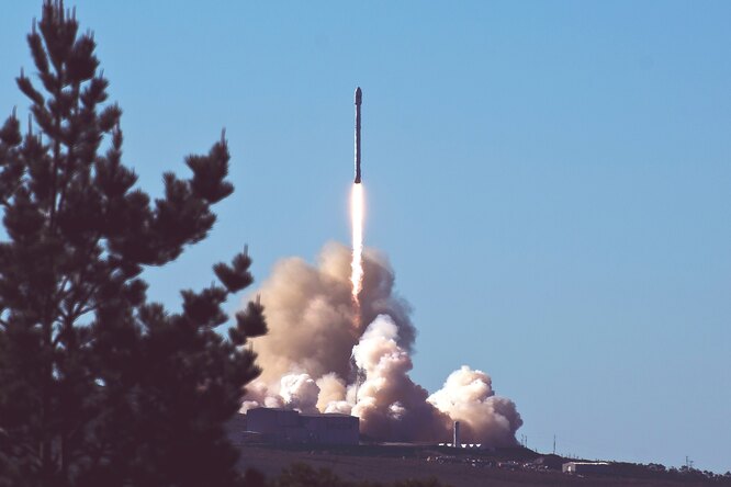 Северная Корея провела четвёртое испытание ракеты за месяц Северная Корея провела четвёртое испытание ракеты за месяц