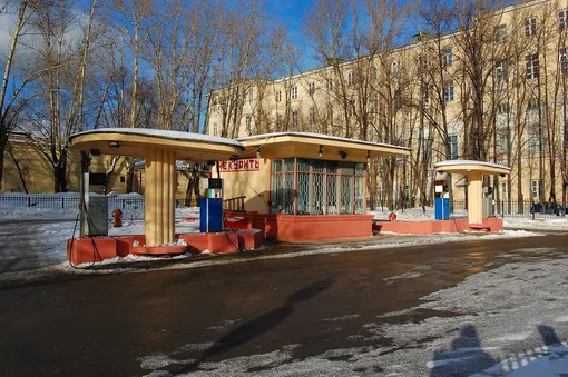 АЗС на Волхонке в Москве АЗС на Волхонке в Москве фото