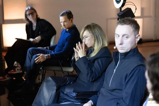 дискуссия в ММОМА