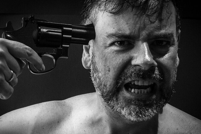 У склонных к самоубийству обнаружили пониженный болевой порог У склонных к самоубийству обнаружили пониженный болевой порог